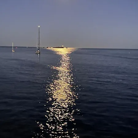 Triangle D'or 55m2 En Bord De Saint-Raphaël
