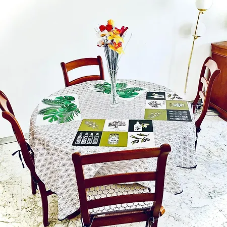 Triangle D Or 55m2 En Bord De Apartmán