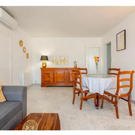 Triangle D Or 55m2 En Bord De Apartmán *