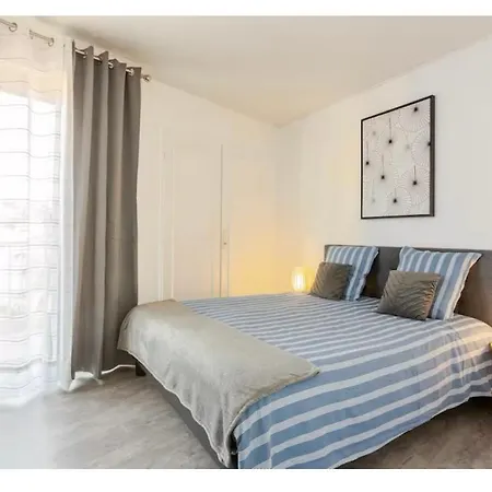 Triangle D Or 55m2 En Bord De Saint-Raphaël